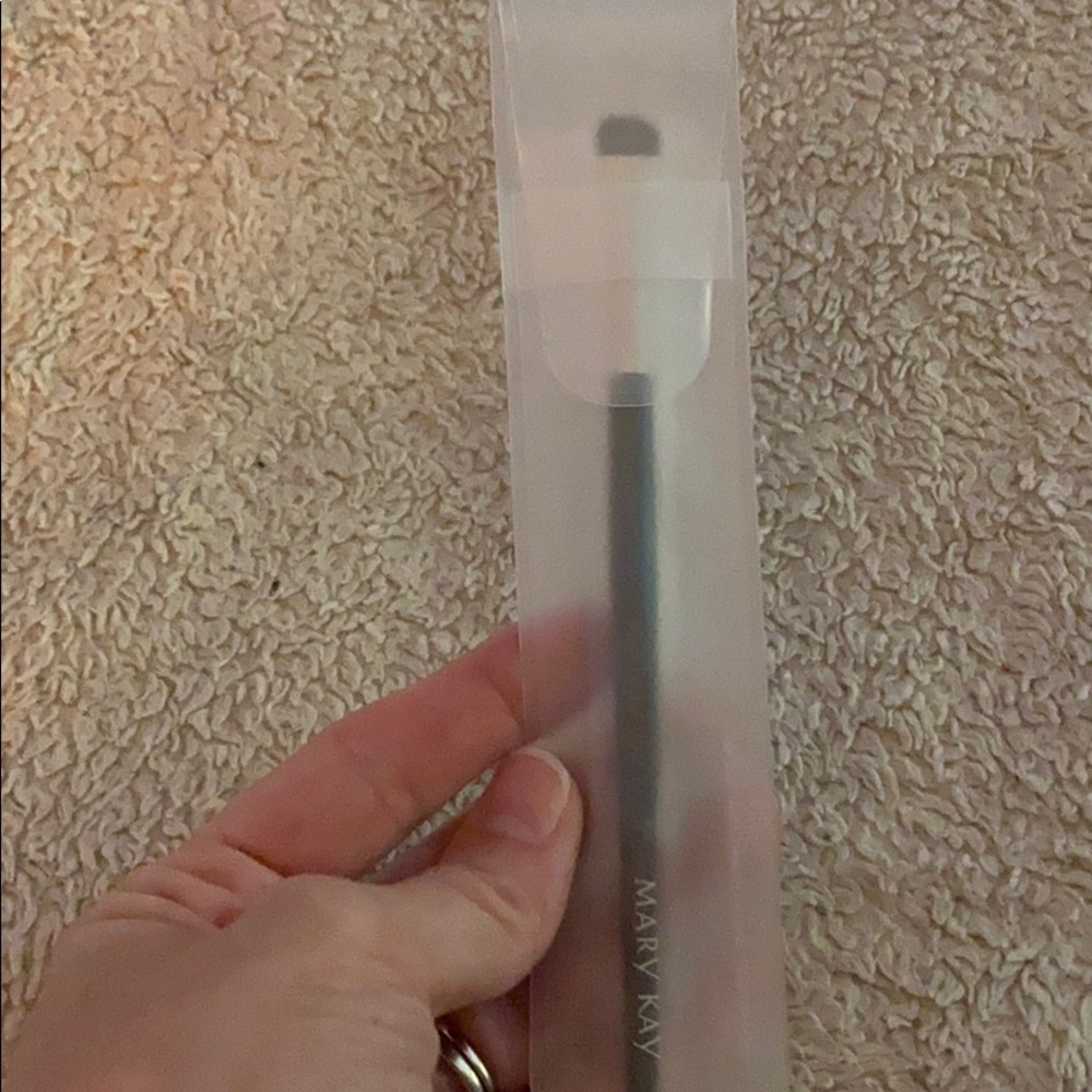 Mary Kay Eye Smudger Brush
